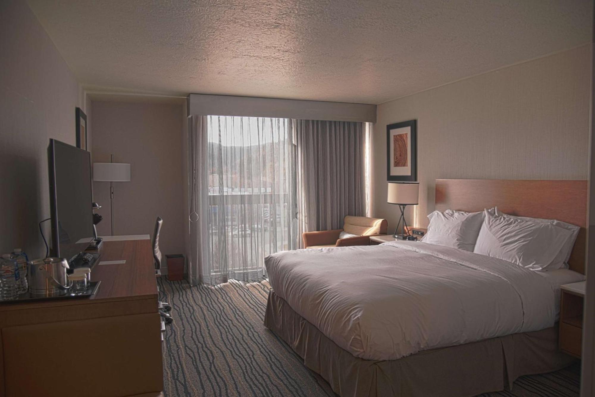 Doubletree By Hilton Helena Downtown Hotel Exterior photo